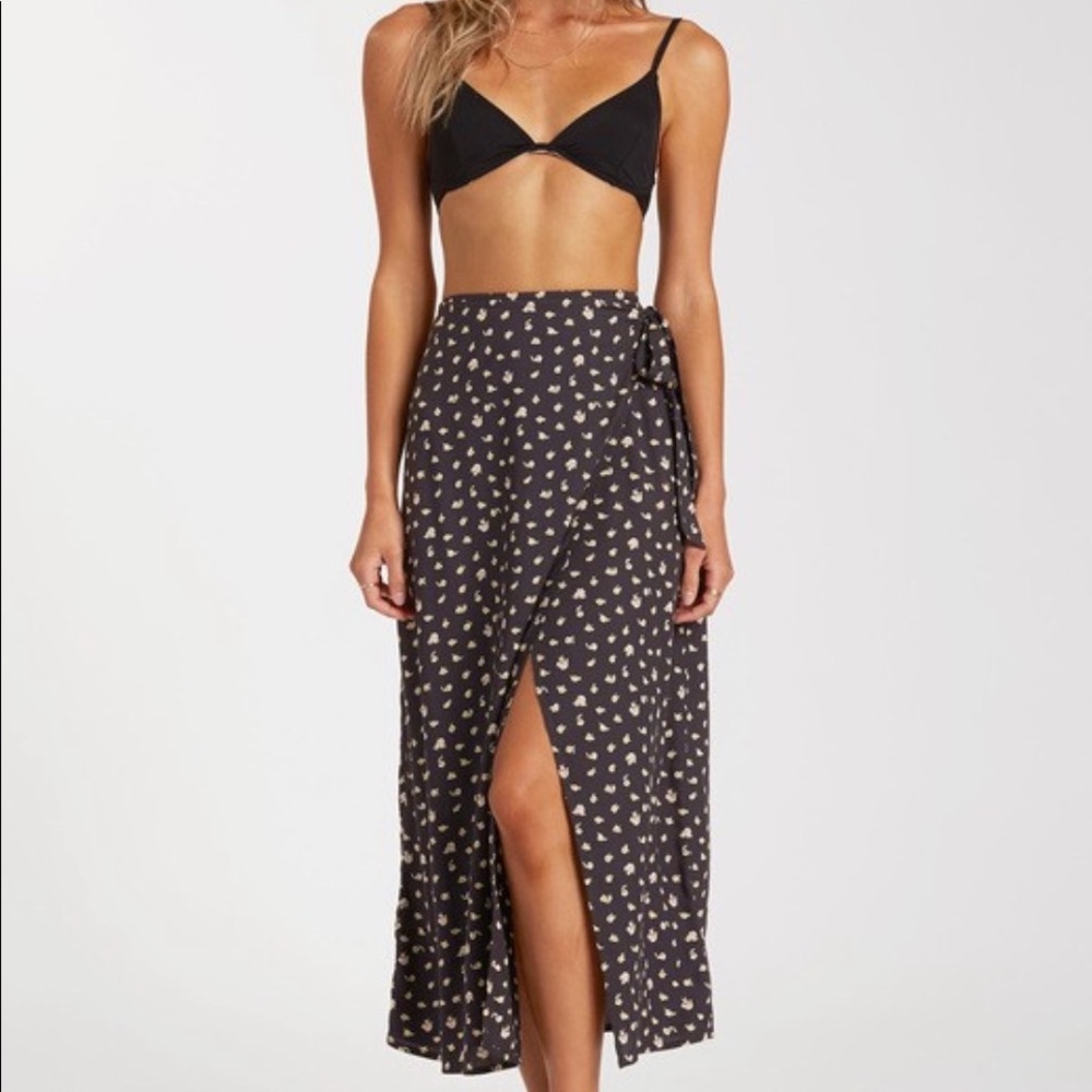 Billabong Wrap MIDI Skirt NWT